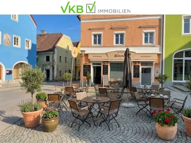 Anlageobjekt mit Charme – hochwertig generalsaniertes Wohn- und Geschäftshaus in bester Marktplatzlage - Bild