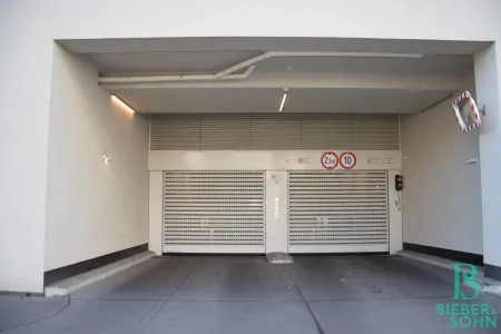 Einfahrtstor
