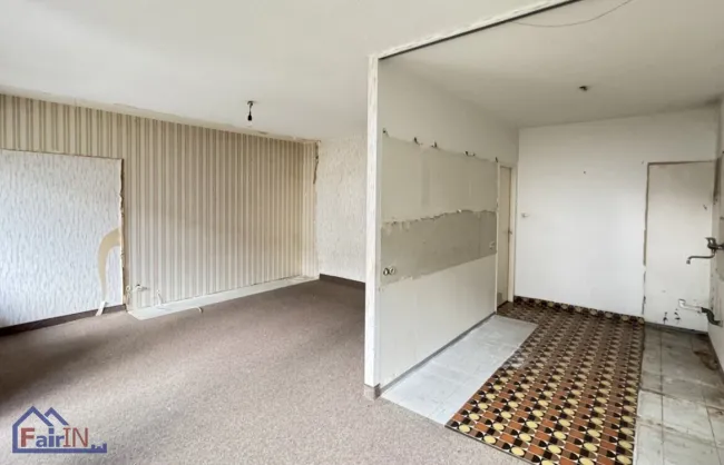 Charmante 3-Zimmer-Wohnung mit Loggia in Klosterneuburg – sanierungsbedürftig, top Preis! - Bild