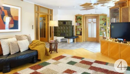 Verkaufe Wohnhaus 350 m2 mit Geschäftsräume