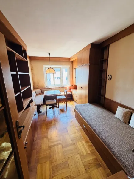 Sanierungs-Juwel in Gleisdorf: 87m² Wohnung mit Loggia & Grünblick wartet auf Sie!