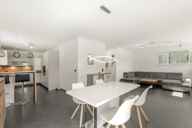 Trofaiach: Modernes Einfamilienhaus mit 4 Zimmer, 2 Bäder und großzügigem Grundstück - Titelbild