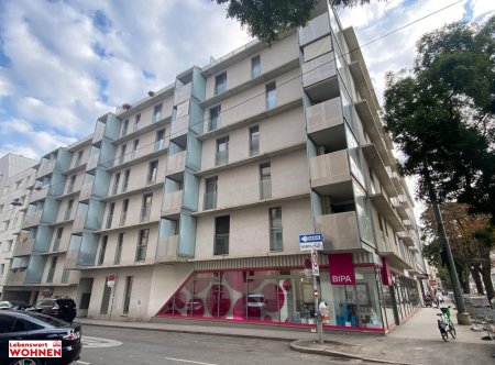 Openhouse 11.08! Traumhafte 3 Zimmer Wohnung mit Loggia | unbefristet