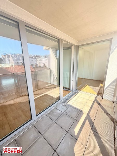 Openhouse 11.08! Traumhafte 3 Zimmer Wohnung mit Loggia | unbefristet