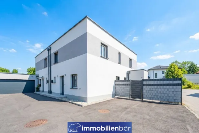 z'HAUS - Moderne Doppelhaushälfte - Bild