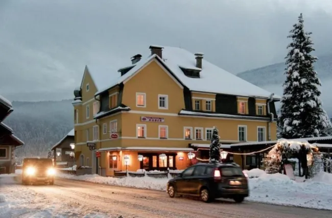 Historisches 3 Sterne Hotel am See in Kärnten mit 14 Zimmern und Top-Ausstattung - Ihr neues gastronomisches Paradies! - Bild