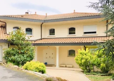 Traumvilla in Nernier am Genfersee: 330m² Luxus mit Seeblick, Pool und Garage - Ihr neues Zuhause! - Bild