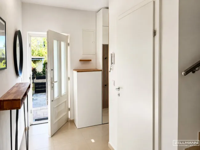 Wohnen wie im eigenen Haus – stilvolles Townhouse mit Garten in Mauer | ZELLMANN IMMOBILIEN - Bild