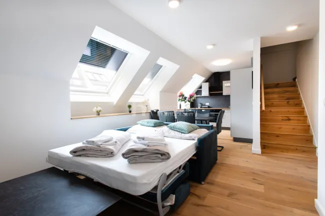 Helle DG-Maisonette mit rund 20 m² Terrassenfläche nahe Praterstern - Bild