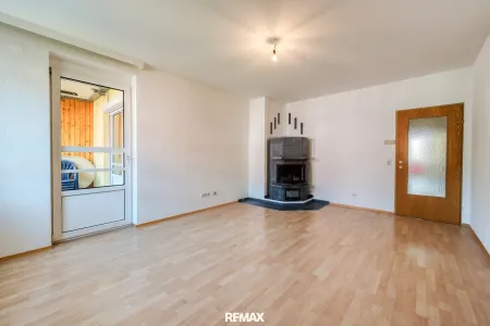 Wohnzimmer mit Specksteinofen