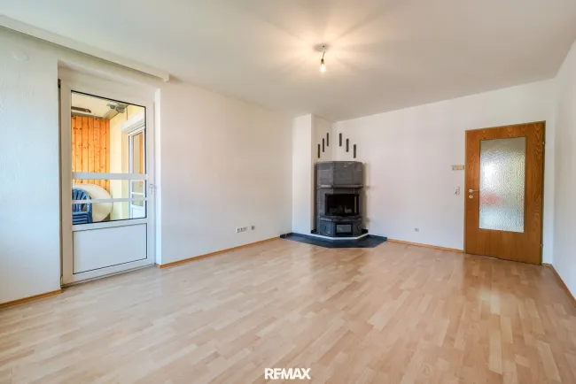 Wohnzimmer mit Specksteinofen