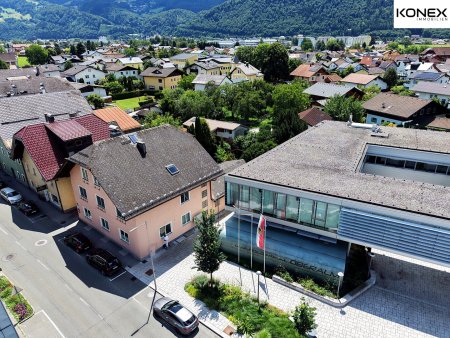 Wohnhaus mit 3 separaten Wohneinheiten – 126 / 119 / 99 m²