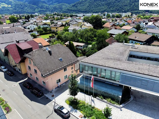 Wohnhaus mit 3 separaten Wohneinheiten – 126 / 119 / 99 m² - Bild