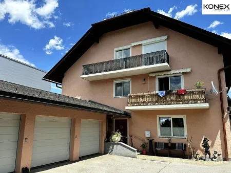 Wohnhaus mit 3 separaten Wohneinheiten – 126 / 119 / 99 m²