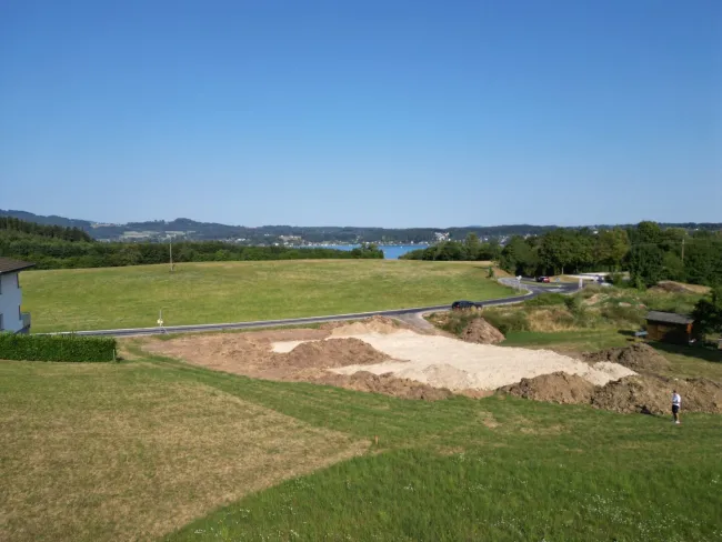 Traumhaftes Baugrundstück 826m² in Schörfling am Attersee (Bieterverfahren) - Bild