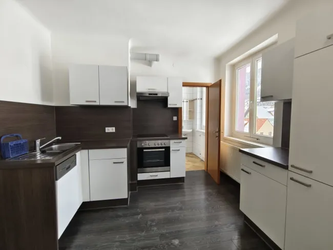 Gemütliche Wohnung im Zentrum mit Blick auf die Skipisten - Titelbild