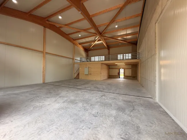 Moderne Halle in St. Pölten I 284,23 m² I Erstbezug I vielseitig nutzbar I eigene Stellplätze - Bild