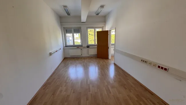 Letzten drei Büroräume I ab € 182,- monatlich – inklusive Betriebskosten, Heizkosten und USt. I Top-Lage I St. Pölten I flexibel anmietbar ab 12m² - Bild