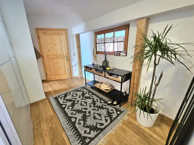 Mondsee-Zentrum, Dachgeschoßwohnung 127m², 5Zimmer, - Bild