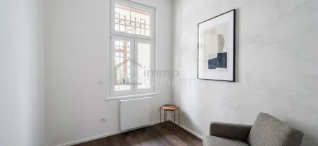 Erstbezug nach Generalsanierung Büro/Praxis in 50m² mit 2 Räumen, Teeküche nahe Tivoligasse !