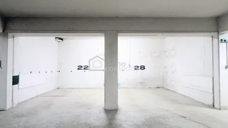 Tiefgaragenstellplätze