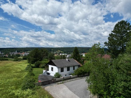 +Einzigartiges Einfamilienhaus auf sonnigem Grundstück, direkt neben Oberpullendorf! +