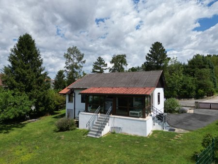 +Einzigartiges Einfamilienhaus auf sonnigem Grundstück, direkt neben Oberpullendorf! +
