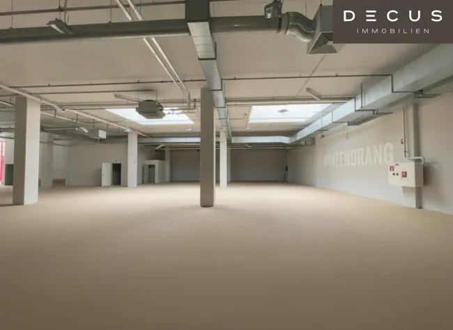 Geschäftsfläche mit ca. 1.000m2 - KI-bearbeitet