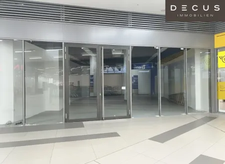 Schaufenster - von der Mall aus gesehen