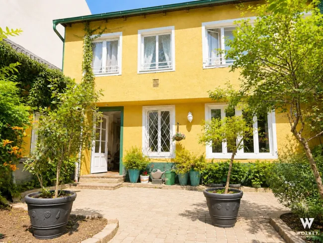 Vielseitiges Haus mit Entwicklungspotenzial I Geschäftsfläche inklusive Wohnraum I 5 Autominuten nach Schönbrunn | BK II, 10,5m - Bild