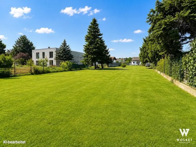 Seltene Gelegenheit: Großzügiges Baugrundstück mit Altbestand in bester Lage von Strasshof | BW-3WE | ca. 1300m2 - Titelbild