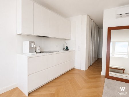 Hochwertige Dachgeschosswohnung in Bestlage des 9. Bezirks - Erstklassige Wohnqualität nahe AKH & MedUni Wien
