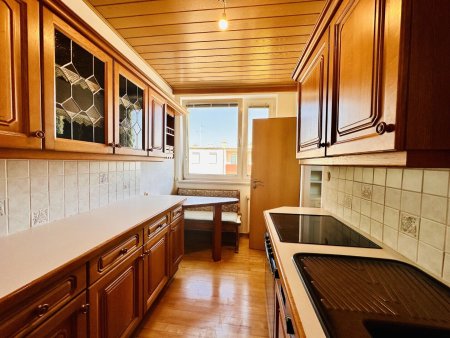 Balkon, Garage & 52 m² – helle Mietwohnung in Ebenfurth