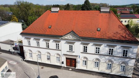 Charmantes Zinshaus mit 7 Bestandsobjekten & Entwicklungspotenzial in Bestlage von Bruck an der Leitha