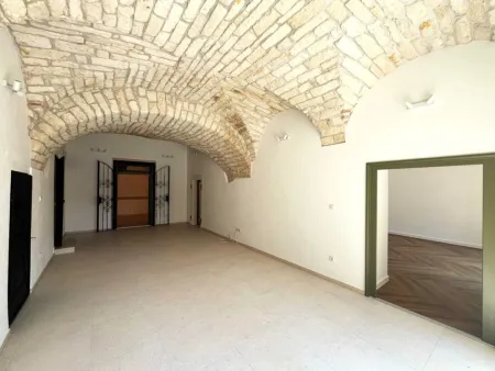 +++ Einzigartiger barocker Gebäudekomplex in Bestlage der Altstadt von SOPRON +++