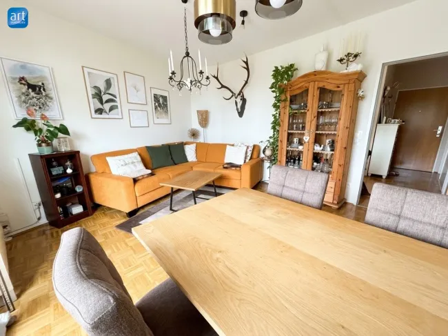 Gemütliche 3 Zimmer Wohnung mit Balkon und TG Stellplatz in Schallmoos - Bild