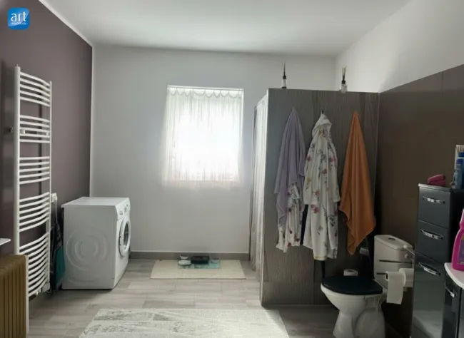 Charmantes Wohnhaus möbliert, Koffer packen und einziehen! - Bild