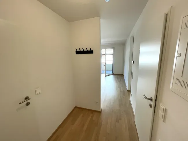 Moderne 2-Zimmer Wohnung mit Balkon und Einbauküche in 1200 Wien - Bild