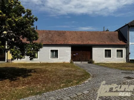 Grundstück mit Abbruchhaus in Michelhausen - Titelbild