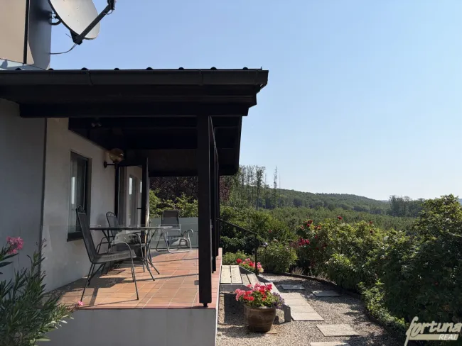 Vielseitiger Doppelhaus-Bungalow mit unverbaubarem Panoramablick auf den Wienerwald - Bild
