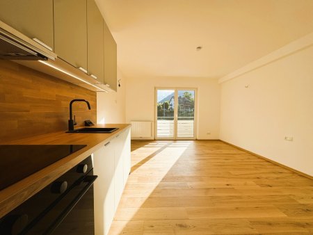 Modernisierte Garconniere mit Balkon | BAD ISCHL