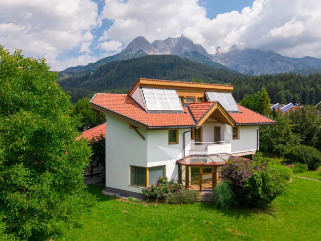 Wohnen in traumhafter Ruhelage – Einfamilienhaus mit großem Grundstück und herrlichem Garten - Bild