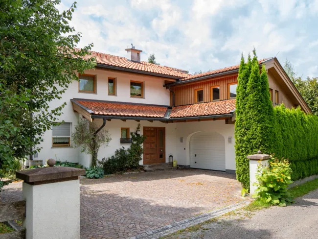 Wohnen in traumhafter Ruhelage – Einfamilienhaus mit großem Grundstück und herrlichem Garten - Bild