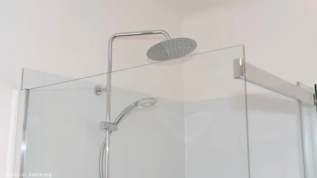 OG_BADEZIMMER MIT REGENDUSCHE