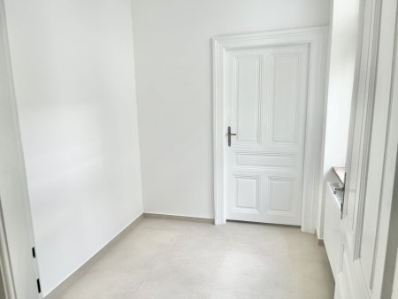 Großzügige, unbefristete 3-Zimmer-Altbauwohnung mit 98 m² - Nähe U4 Pilgramgasse