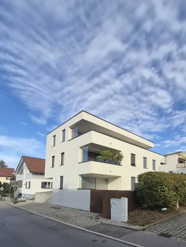 Moderner Wohntraum: 2-Zimmer-Terrassenwohnung in Bregenz zu vermieten! - Titelbild