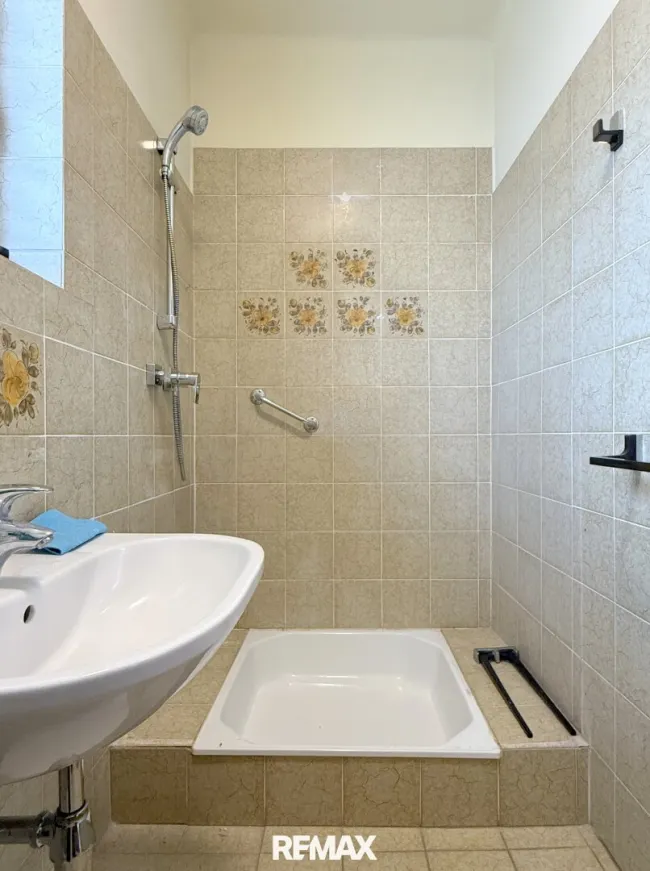 Erdgeschoss - Badezimmer