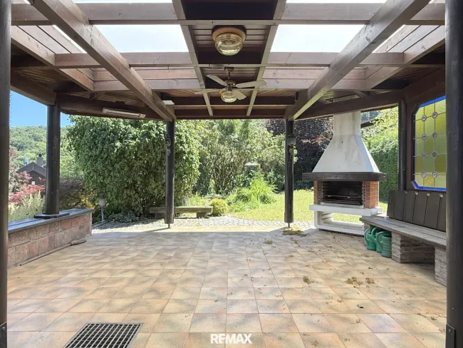 Überdachte Terrasse