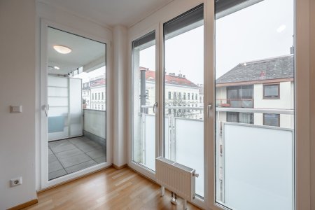 2-Zimmer Neubauwohnung mit Balkon und Tiefgaragenstellplatz! in bester Lage!