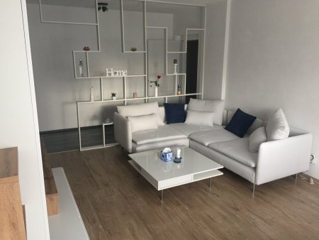 Familienwohnung - hell - ruhig - Loggia - Parkplatz - 4 Zimmer - großer Keller - Gemeinschaftsgarten - neu renoviert - Erstbezugszustand